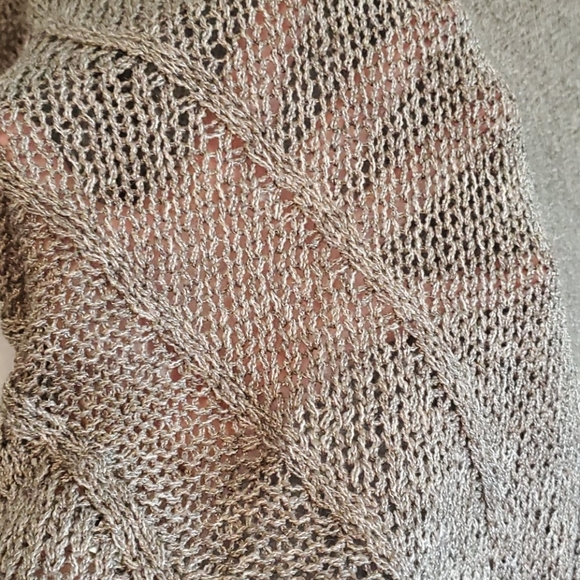 Sweater - Picture 4 of 4